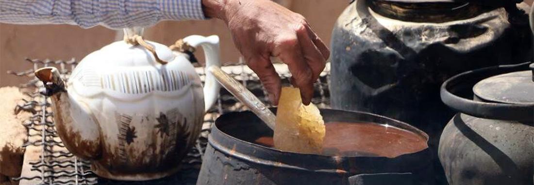 تصاویر ، طرز تهیه قهوه یزدی ؛ میراث ناملموس شهر جهانی یزد تصاویر ، طرز تهیه قهوه یزدی ؛ میراث ناملموس شهر جهانی یزد ، قدمت قهوه یزدی به دوره قاجار می رسد
