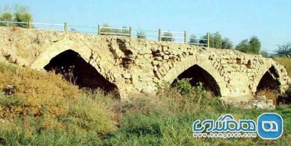 پاکسازی و محوطه سازی بخشی از پل شاه علی شوشتر پاکسازی و محوطه سازی بخشی از پل شاه علی شوشتر