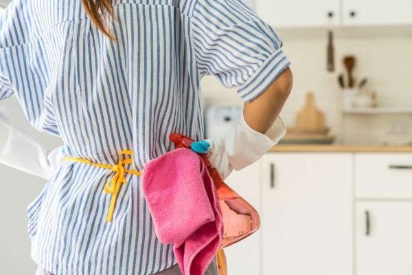 راهنمای قدم به قدم تمیز کردن کابینت ام دی اف راهنمای قدم به قدم تمیز کردن کابینت ام دی اف